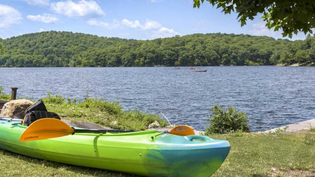 19 Shadyside Avenue, Nyack, NY 10960 - Photo 14 of 15