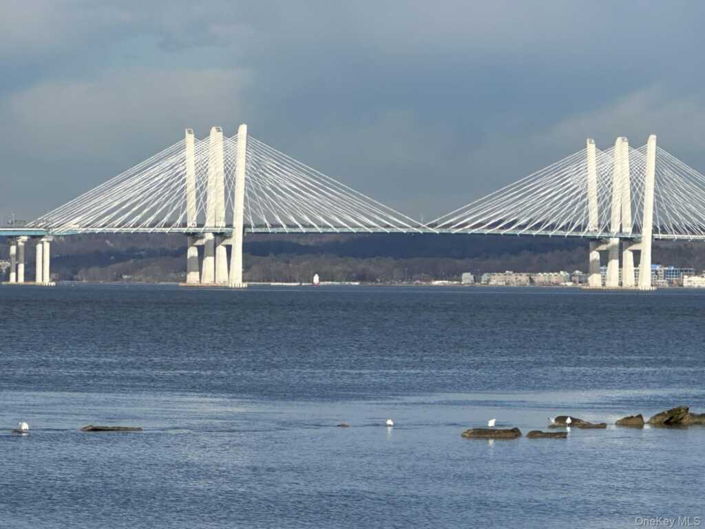 19 Shadyside Avenue, Nyack, NY 10960 - Photo 7 of 15