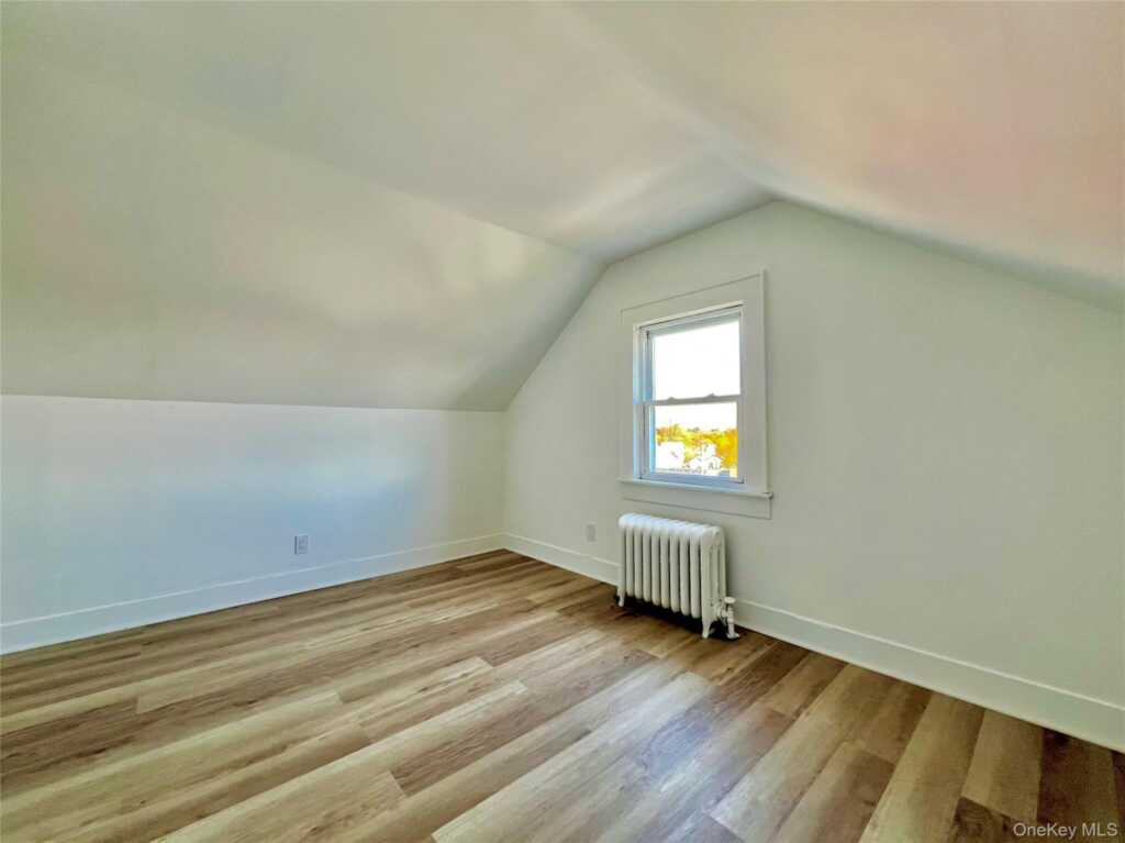 10 Irenhyl Avenue, Rye, NY 10573 - Photo 15 of 19