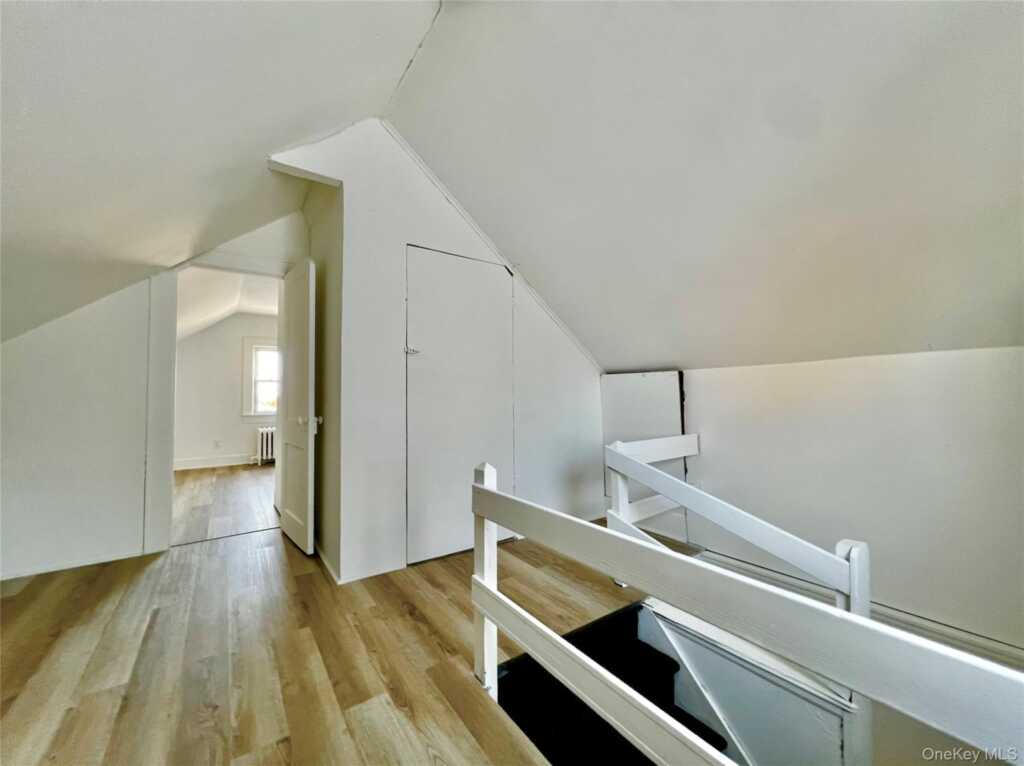 10 Irenhyl Avenue, Rye, NY 10573 - Photo 16 of 19