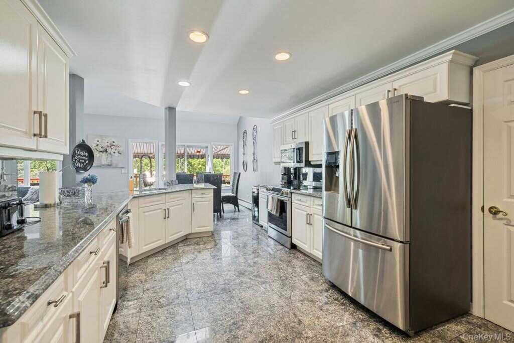 14 Blue Note Lane, Stony Point, NY 10980 - Photo 13 of 48