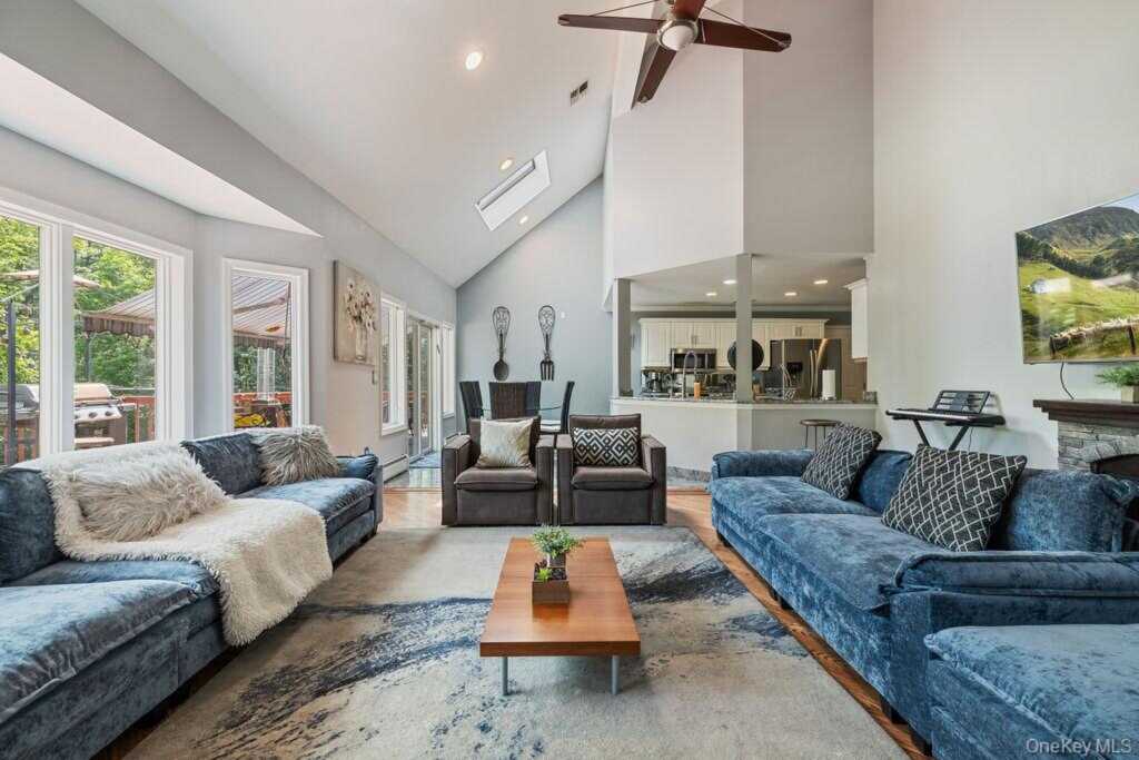 14 Blue Note Lane, Stony Point, NY 10980 - Photo 6 of 48