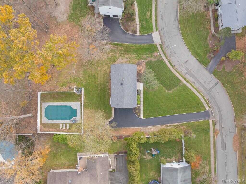 3 Spirea Lane, New City, NY 10956 - Photo 34 of 45