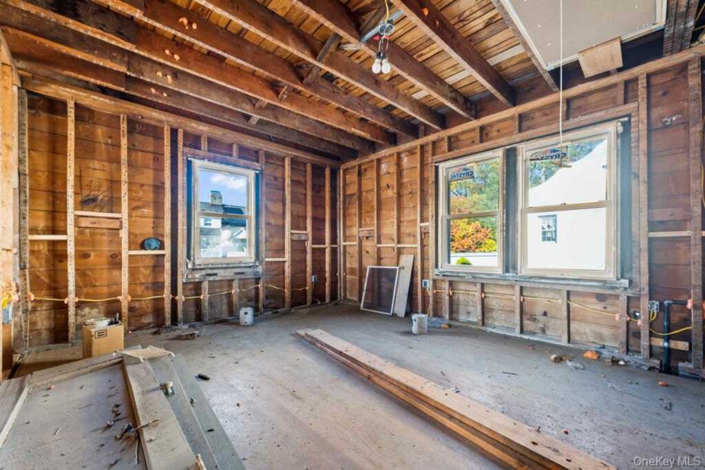 162 Old Mamaroneck Road, White Plains, NY 10605 - Photo 12 of 22