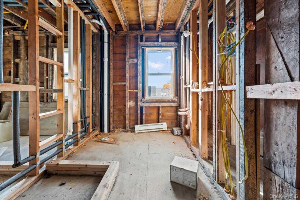 162 Old Mamaroneck Road, White Plains, NY 10605 - Photo 13 of 22