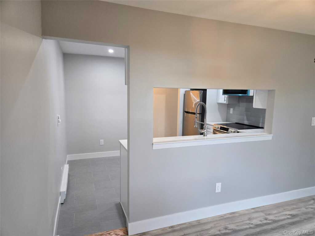 548 Sierra Vista Lane, Valley Cottage, NY 10989 - Photo 10 of 30