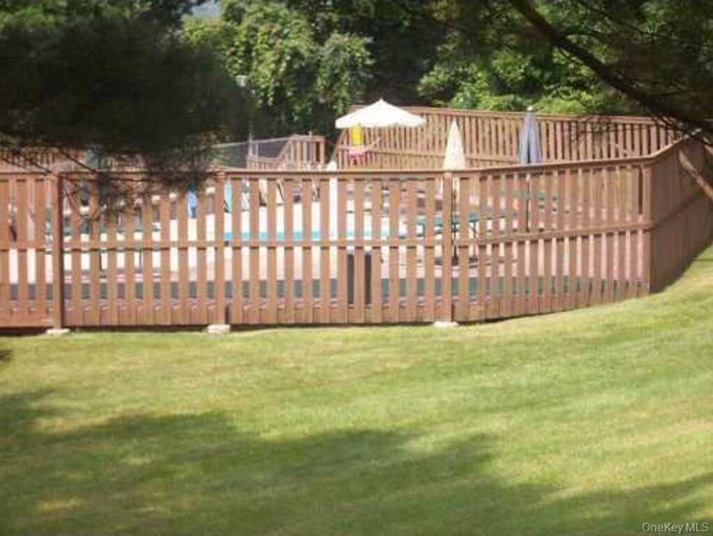 548 Sierra Vista Lane, Valley Cottage, NY 10989 - Photo 23 of 30