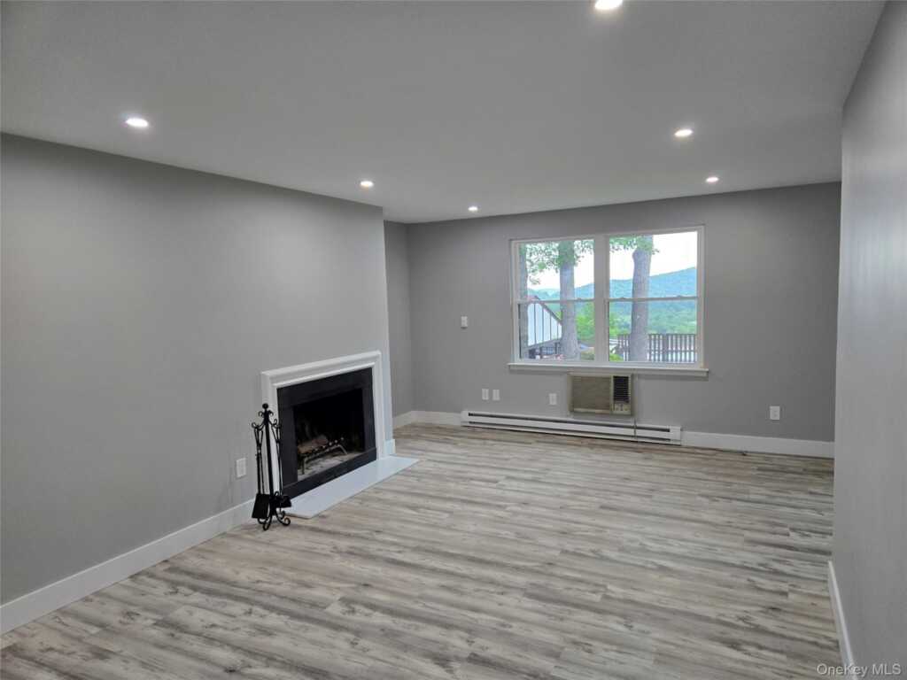 548 Sierra Vista Lane, Valley Cottage, NY 10989 - Photo 3 of 30