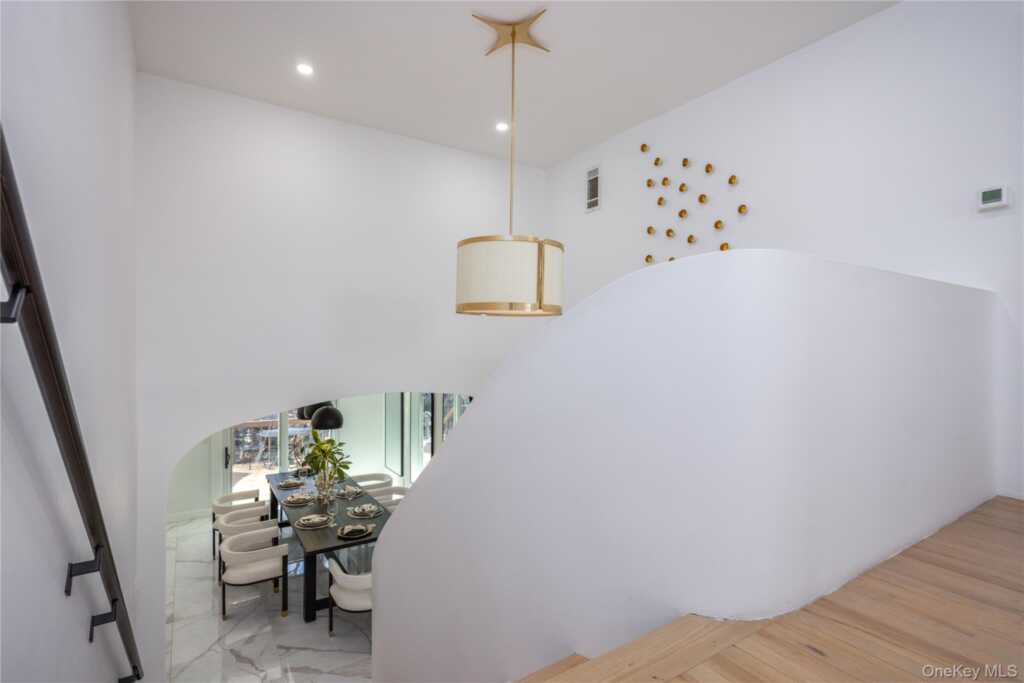 79 Tennyson Drive, Nanuet, NY 10954 - Photo 25 of 39