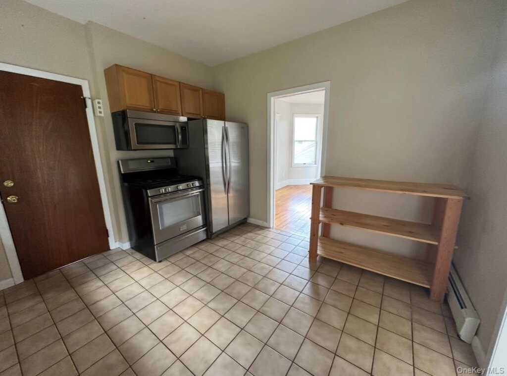 85 Grand Avenue, Pearl River, NY 10965 - Photo 22 of 31