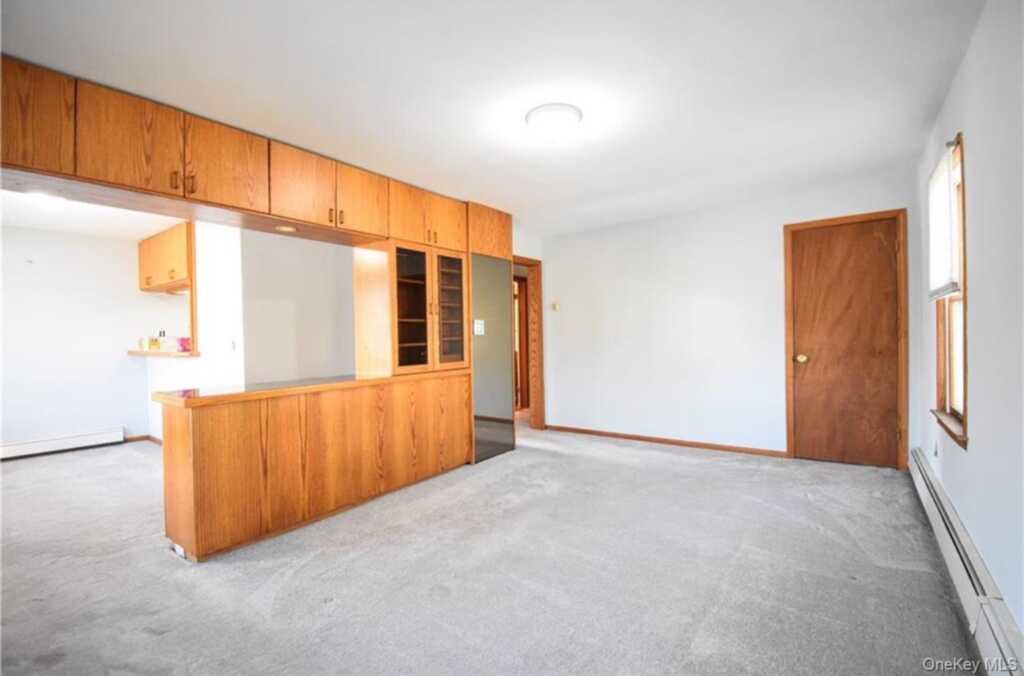 85 Grand Avenue, Pearl River, NY 10965 - Photo 9 of 31