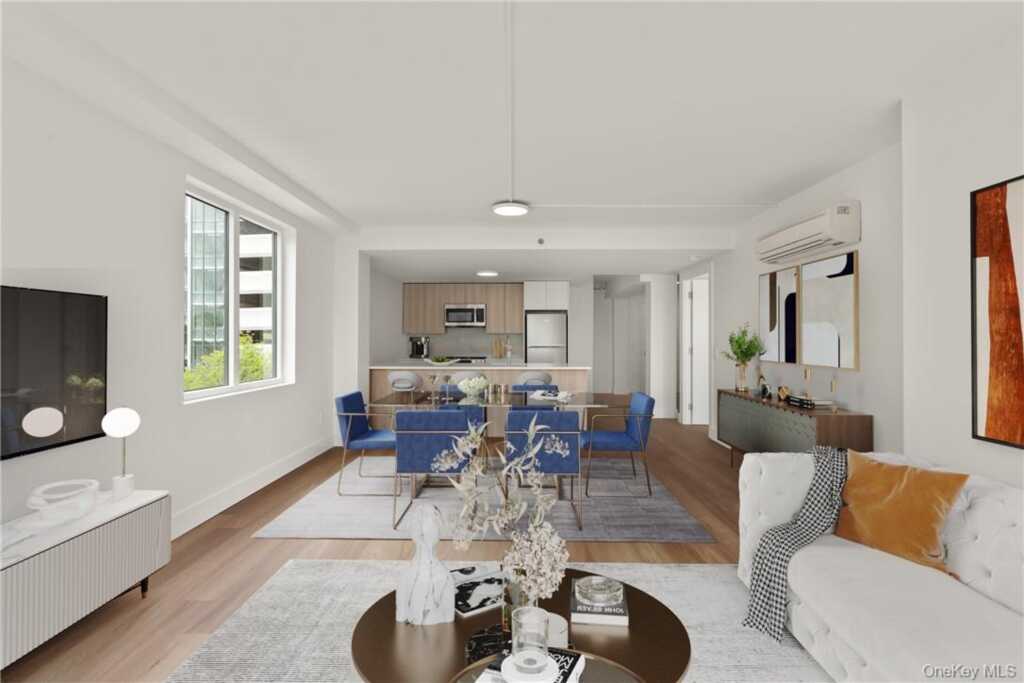 Ten Lyon Place, Unit #2L, White Plains, NY 10601