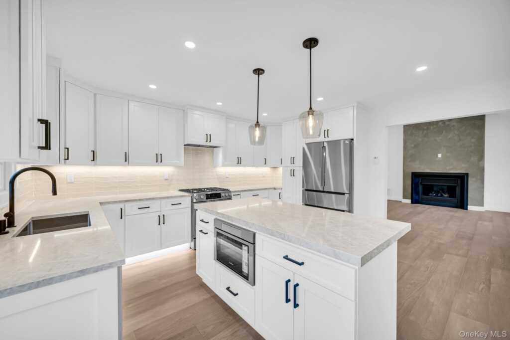 82 Seton Drive, New Rochelle, NY 10804 - Photo 15 of 50