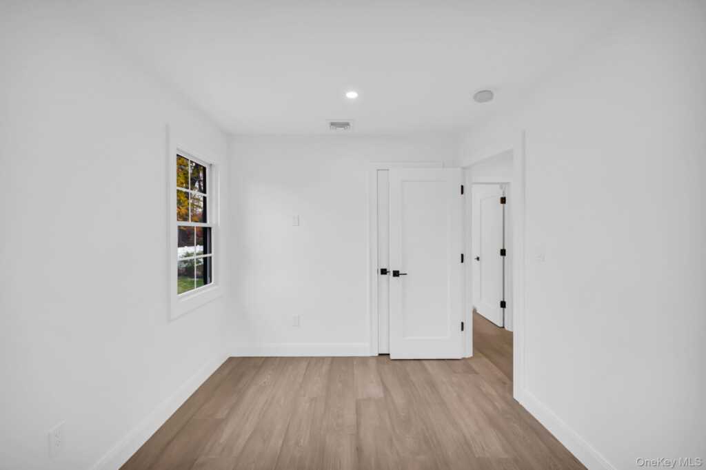 82 Seton Drive, New Rochelle, NY 10804 - Photo 26 of 50