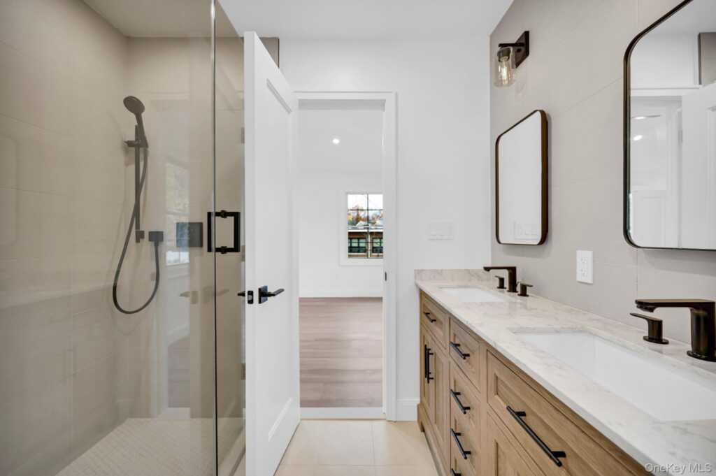 82 Seton Drive, New Rochelle, NY 10804 - Photo 33 of 50