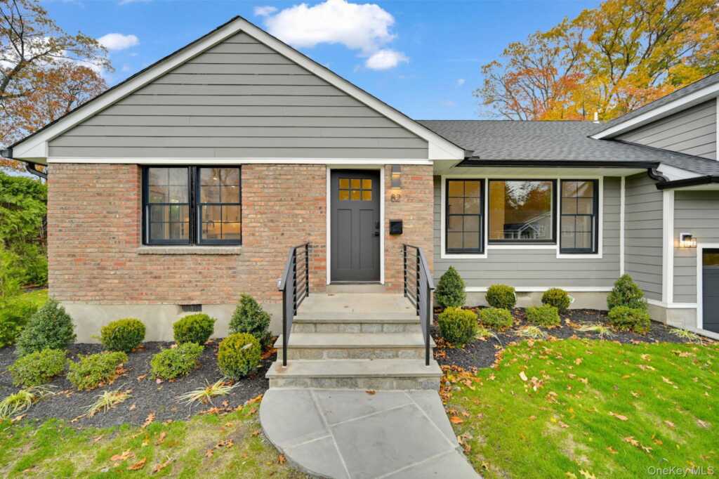 82 Seton Drive, New Rochelle, NY 10804 - Photo 4 of 50