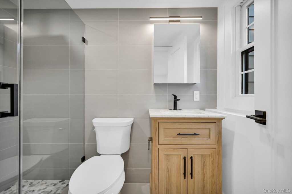 82 Seton Drive, New Rochelle, NY 10804 - Photo 40 of 50