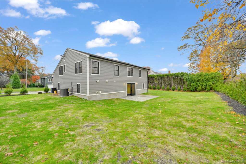 82 Seton Drive, New Rochelle, NY 10804 - Photo 47 of 50