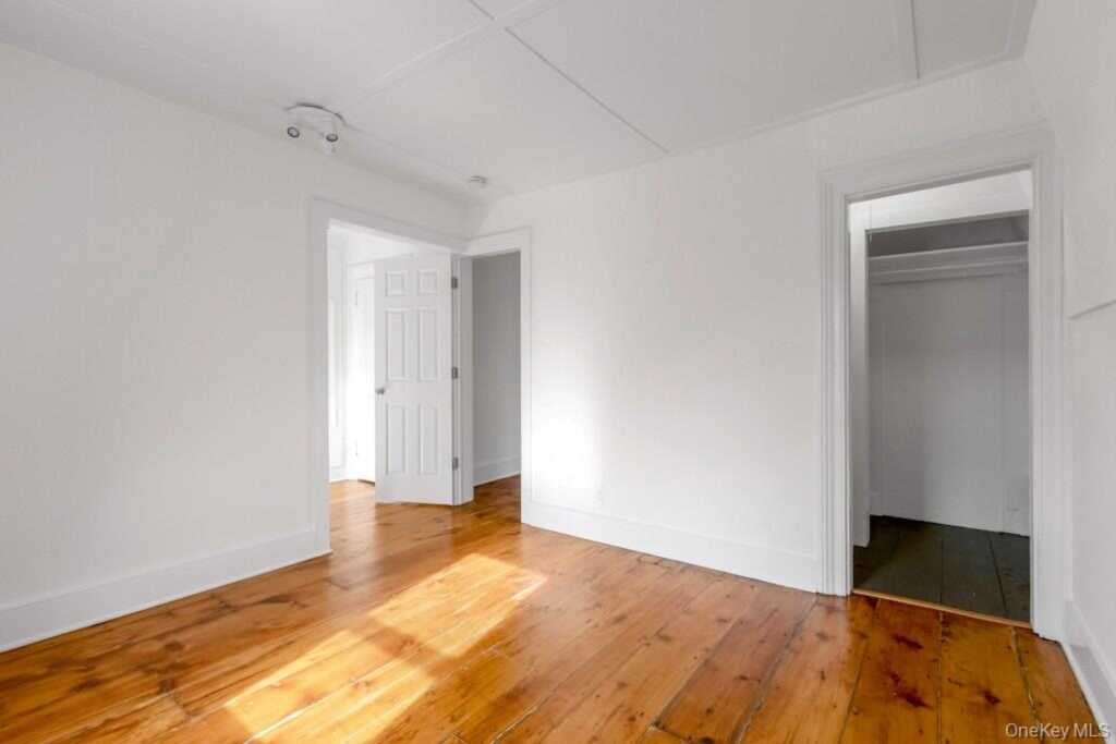 46 Voorhis Avenue, Unit #3, Nyack, NY 10960 - Photo 11 of 18