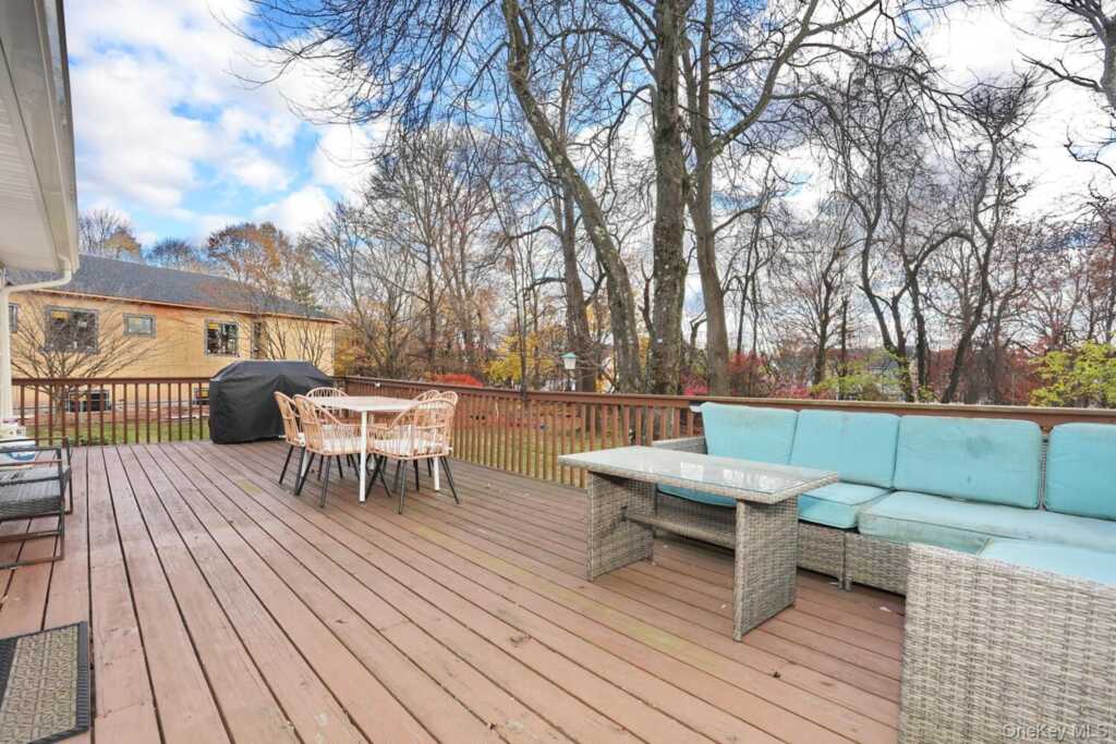 19 Augur Road, Suffern, NY 10901 - Photo 32 of 35