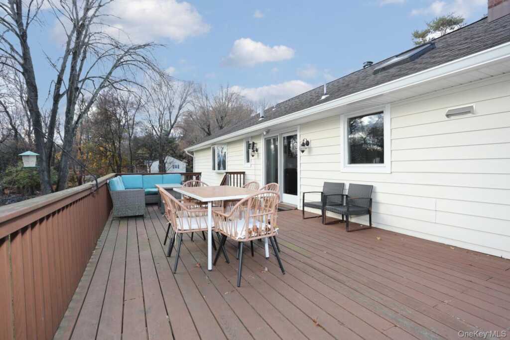 19 Augur Road, Suffern, NY 10901 - Photo 34 of 35