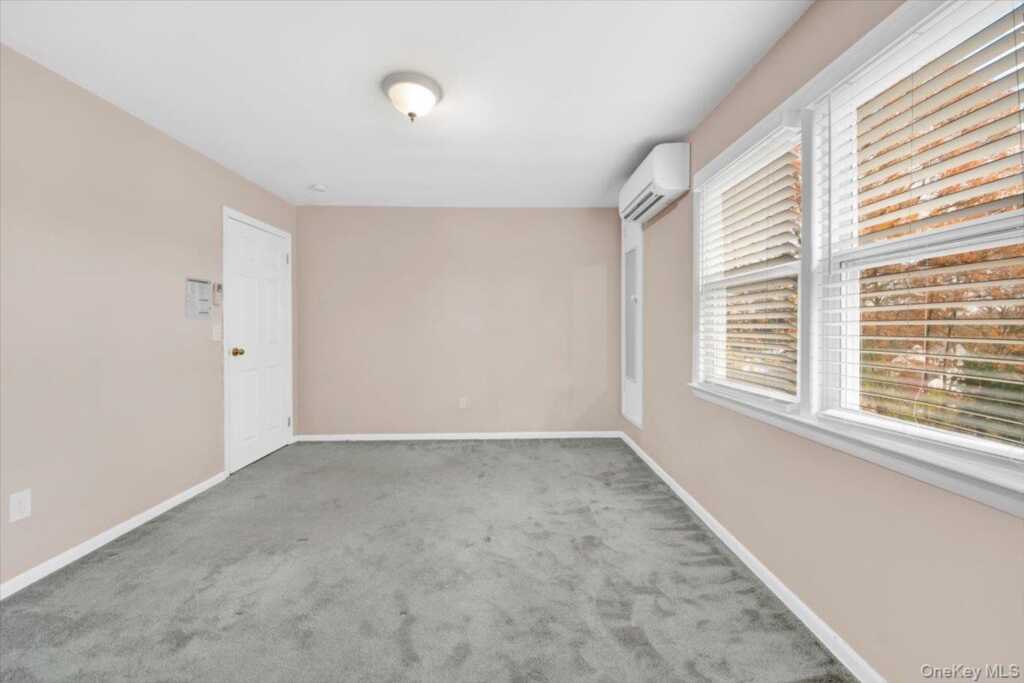 169 Old Mamaroneck Road, White Plains, NY 10605 - Photo 11 of 26