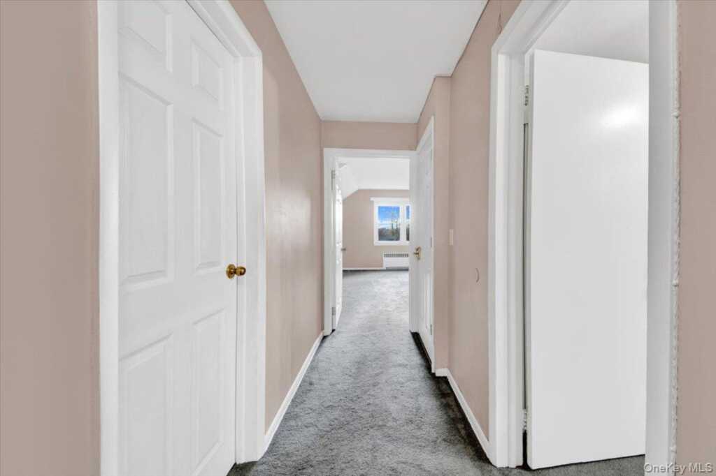 169 Old Mamaroneck Road, White Plains, NY 10605 - Photo 19 of 26