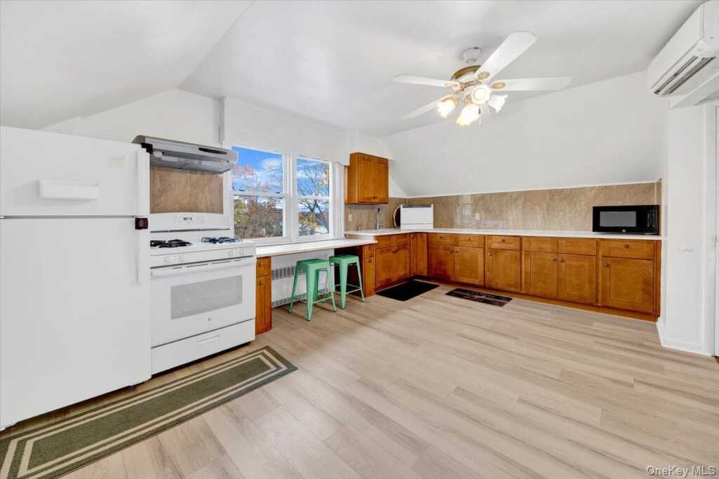 169 Old Mamaroneck Road, White Plains, NY 10605 - Photo 25 of 26