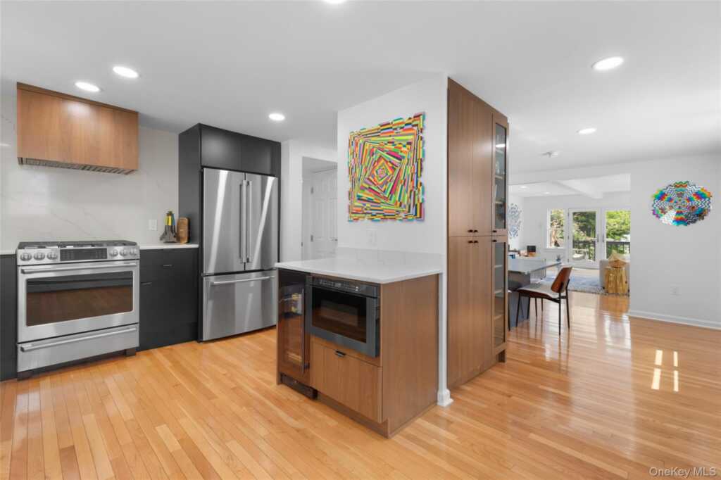 595 Piermont, Piermont, NY 10968 - Photo 3 of 18