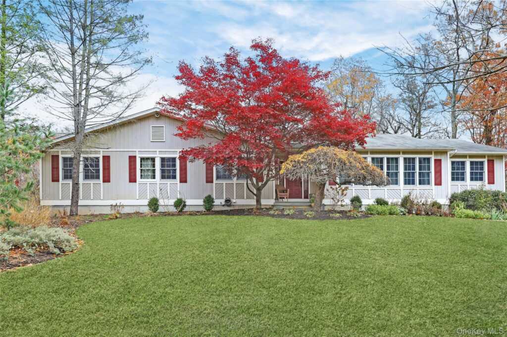 23 Hallmark Drive, New City, NY 10956