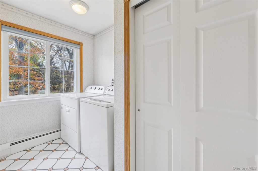 23 Hallmark Drive, New City, NY 10956 - Photo 18 of 39