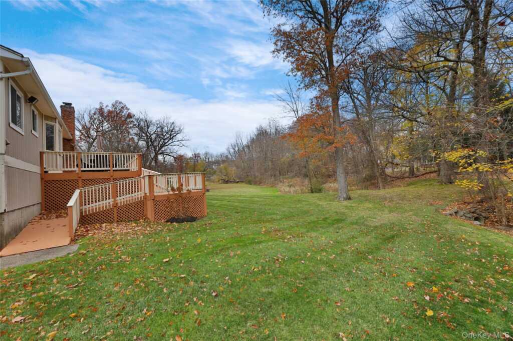 23 Hallmark Drive, New City, NY 10956 - Photo 33 of 39