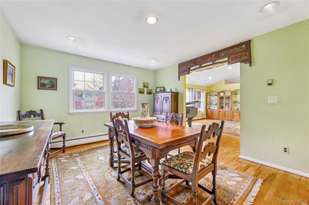 23 Hallmark Drive, New City, NY 10956 - Photo 6 of 39