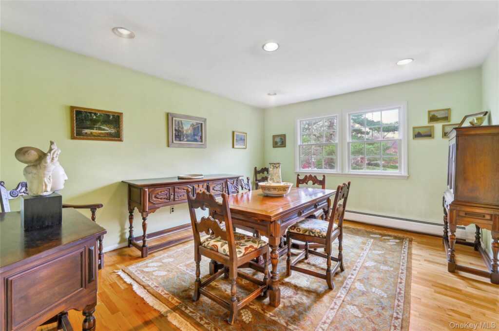 23 Hallmark Drive, New City, NY 10956 - Photo 7 of 39