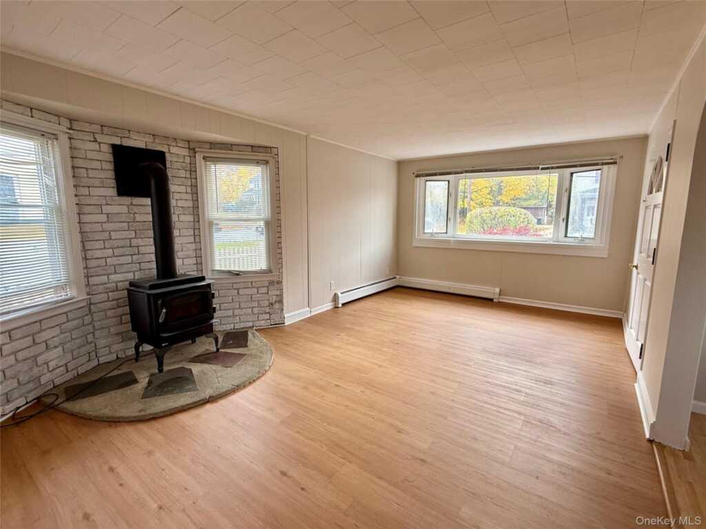 10 Cottage Avenue, Nanuet, NY 10954 - Photo 13 of 23