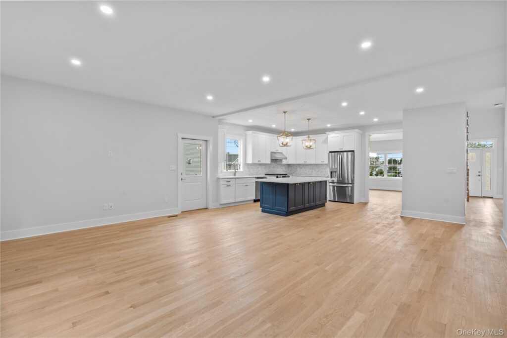 567 King Street, Rye, NY 10573 - Photo 5 of 37