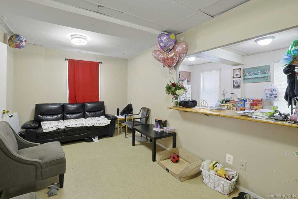 91 Ferris Avenue, White Plains, NY 10603 - Photo 3 of 10