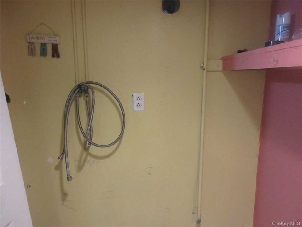 137 Central Highway, Stony Point, NY 10980 - Photo 26 of 29