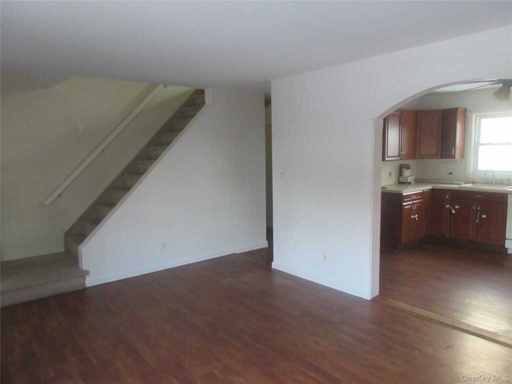 137 Central Highway, Stony Point, NY 10980 - Photo 6 of 29