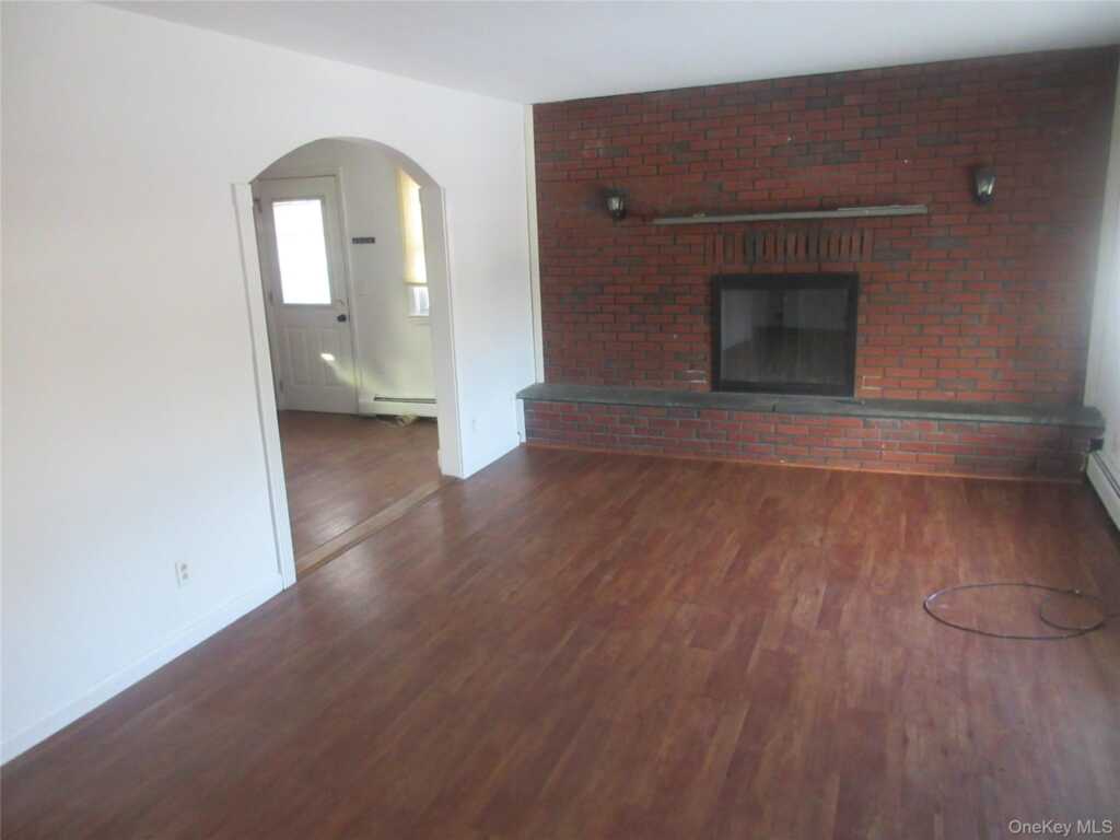 137 Central Highway, Stony Point, NY 10980 - Photo 9 of 29