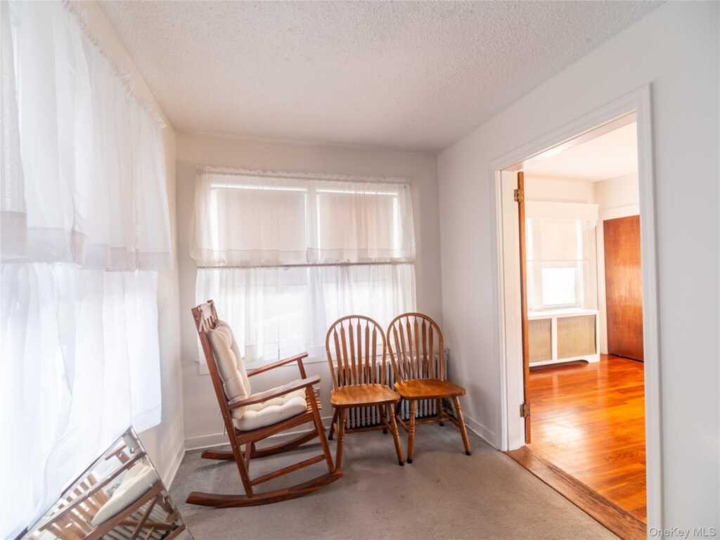 22 Breckenridge Avenue, Rye, NY 10573 - Photo 10 of 20