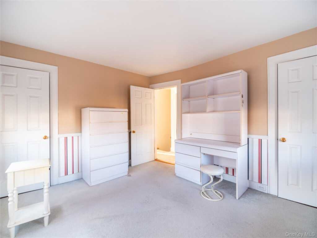 22 Breckenridge Avenue, Rye, NY 10573 - Photo 16 of 20