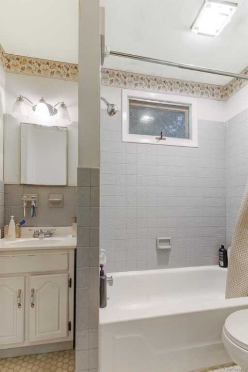 23 Airmont Road, Suffern, NY 10901 - Photo 8 of 14