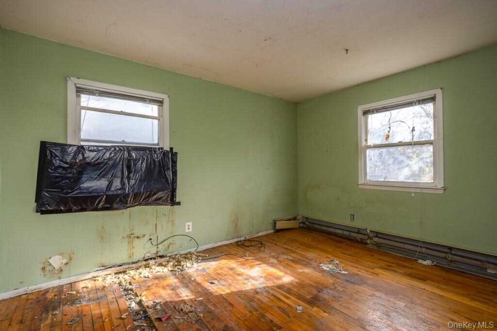 2 Deborah Lane, Valley Cottage, NY 10989 - Photo 11 of 20