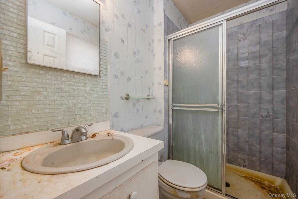 2 Deborah Lane, Valley Cottage, NY 10989 - Photo 13 of 20