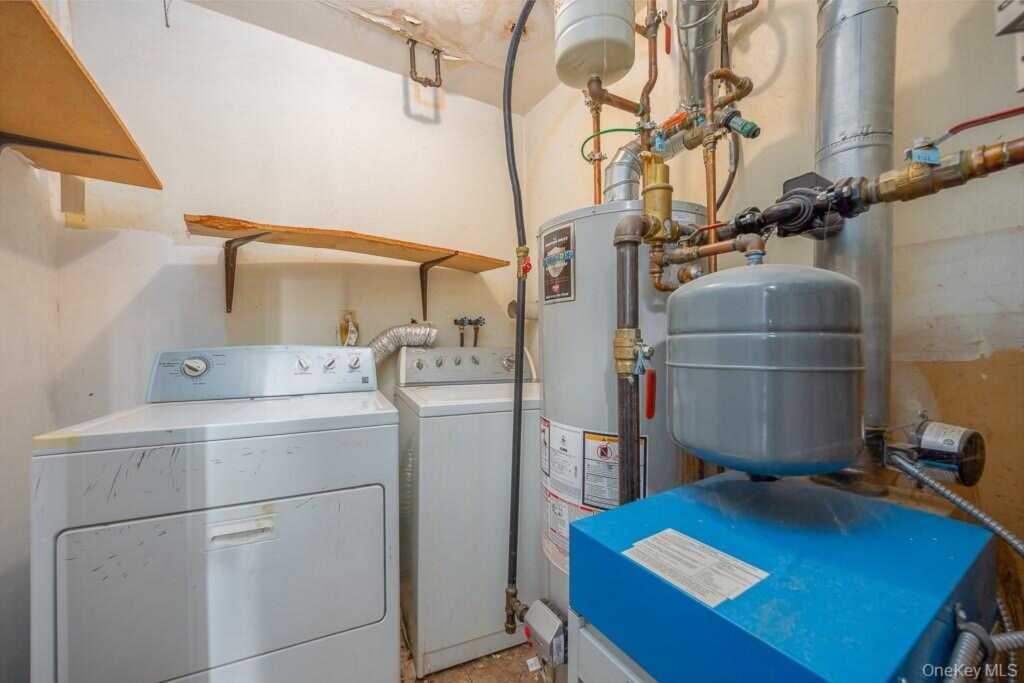 2 Deborah Lane, Valley Cottage, NY 10989 - Photo 18 of 20