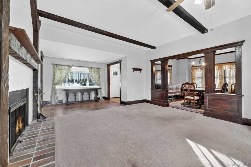 165 Wayne Avenue, Suffern, NY 10901 - Photo 16 of 38