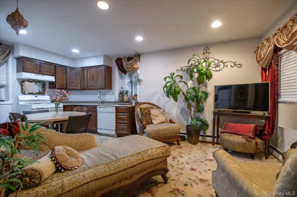 28 Catherine Street, Nyack, NY 10960 - Photo 26 of 35