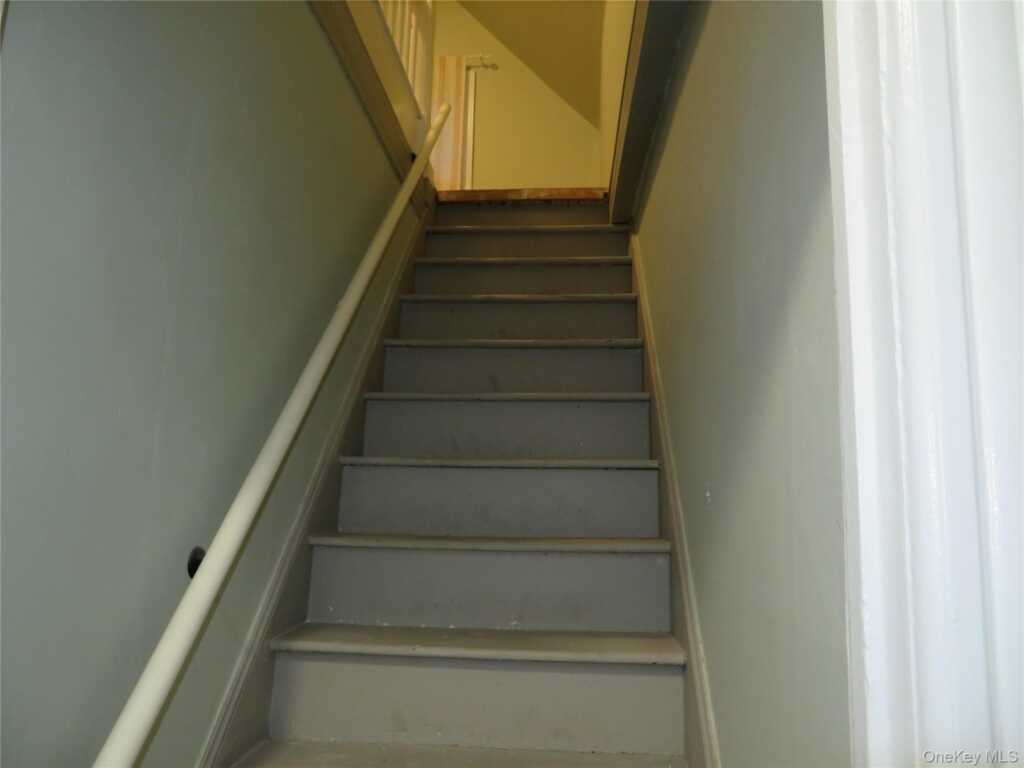 3 Magnolia Street, Pearl River, NY 10965 - Photo 10 of 15