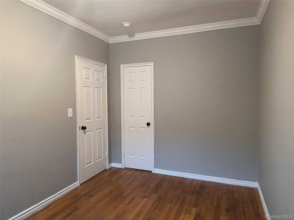 2 Greenridge Avenue, Unit #2E, White Plains, NY 10605 - Photo 22 of 30